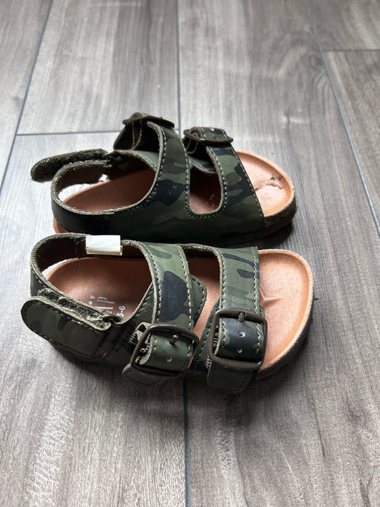 Baby Gap Sandals - 5-6T